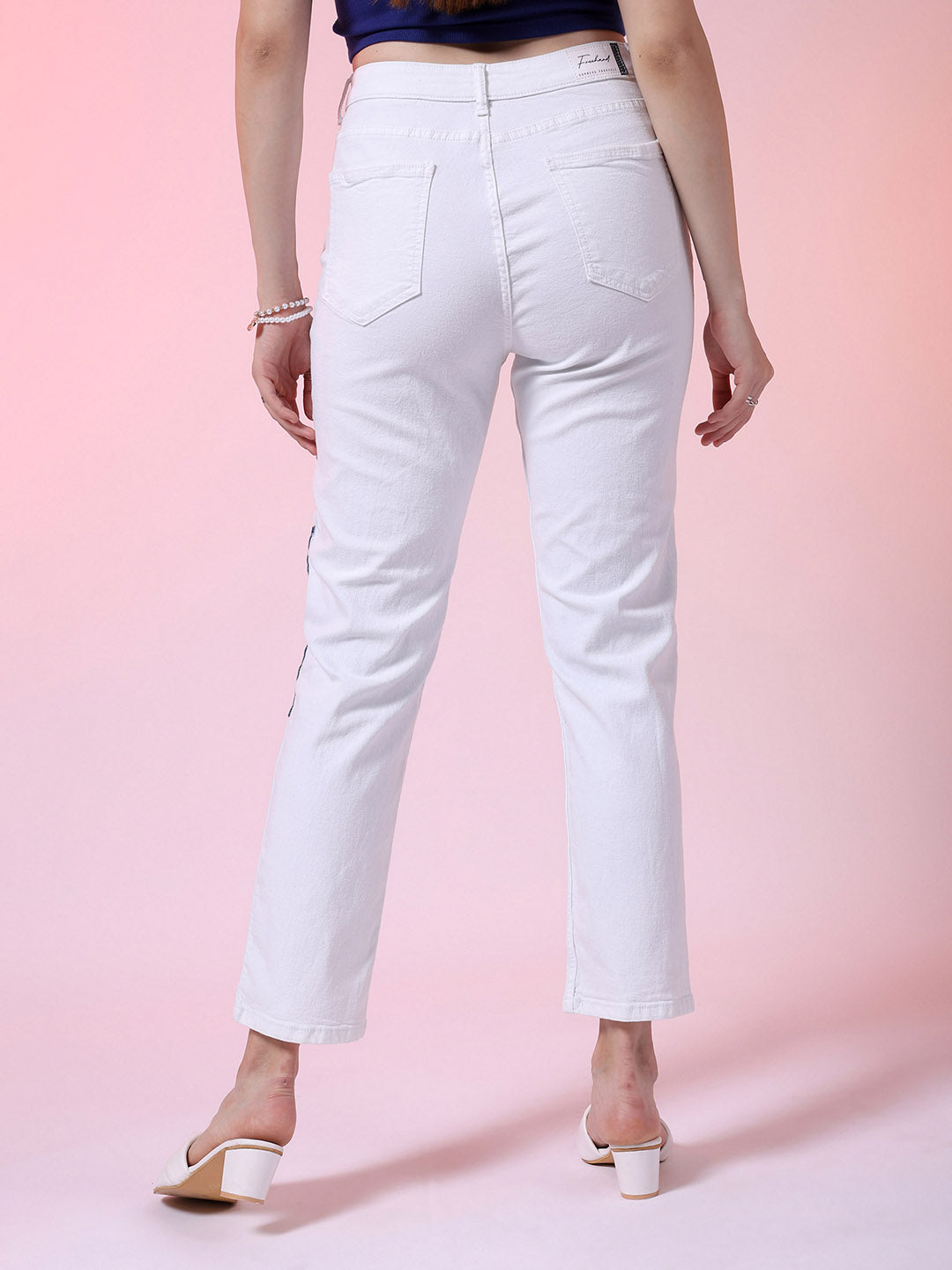 Shop Women Straight Fit Jeans Online.