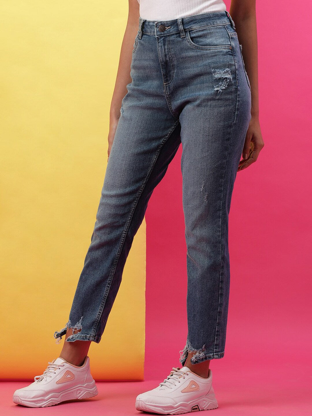 Shop Women Solid Straight Fit Jeans Online.