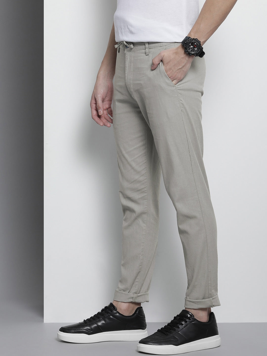 Best men's linen trousers for summer 2024 | OPUMO Magazine