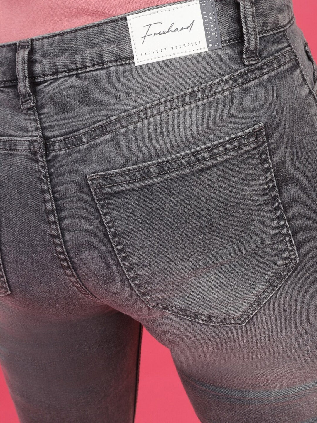 Shop Women Distressed Skinny Fit Jeans Online.