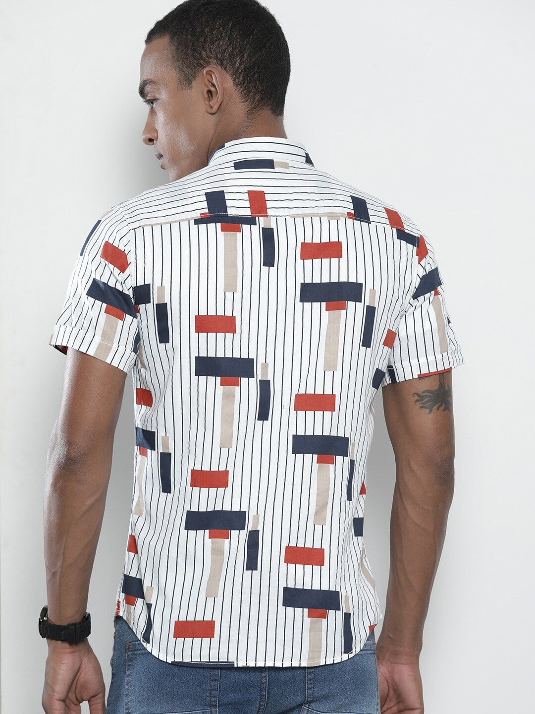Shop Men Geometric Casual Shirt Online.