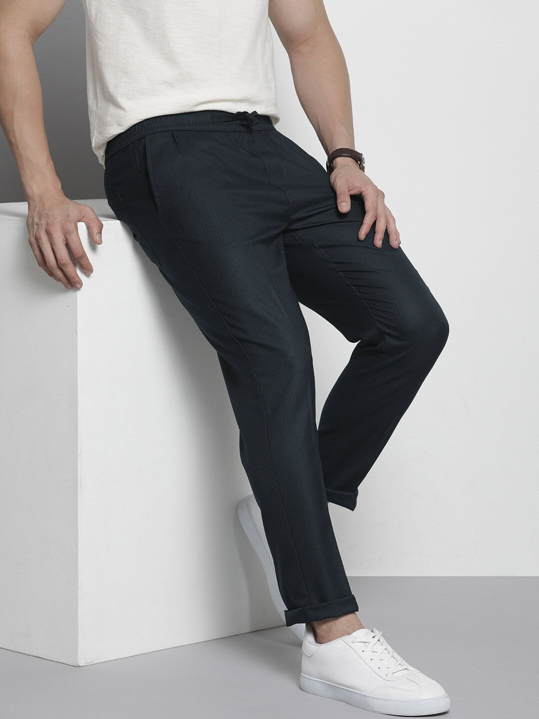 Men Pleated Jogger Trousers