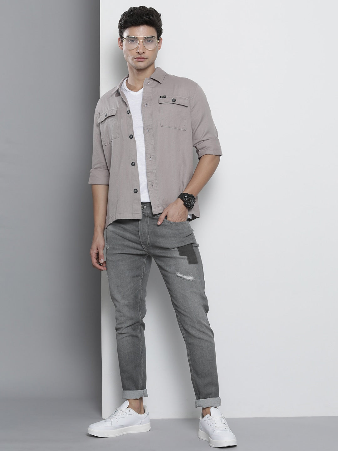 Shop Men Streetwear Jeans Online.